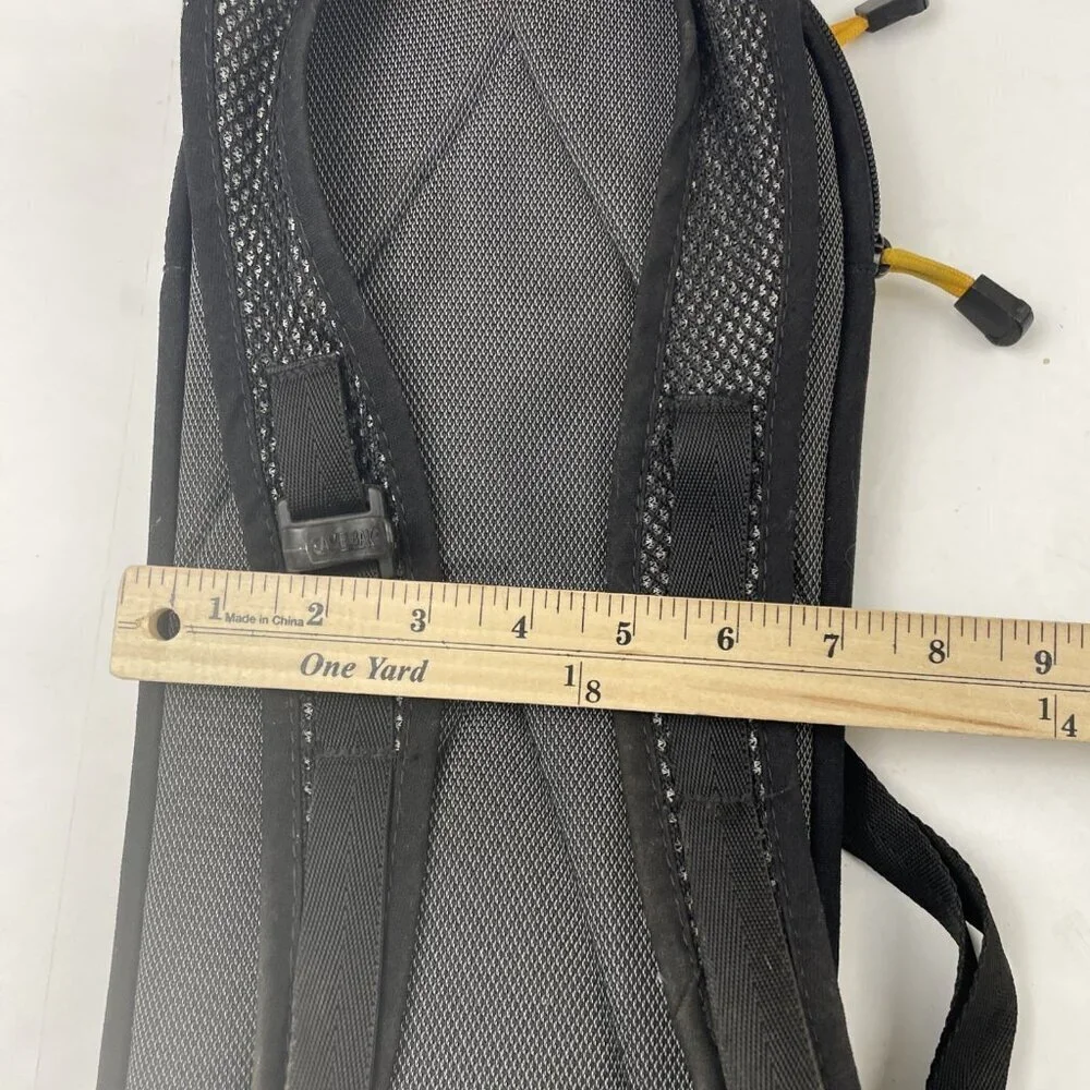Camelbak Rogue Hydration Backpack Lightweight Ripstop Canvas Yellow Black